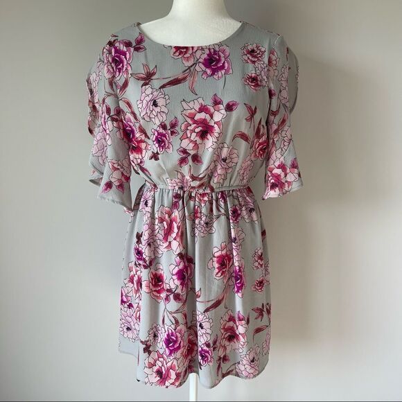 As U Wish Floral Short Sleeve Dress - Picture 1 of 3